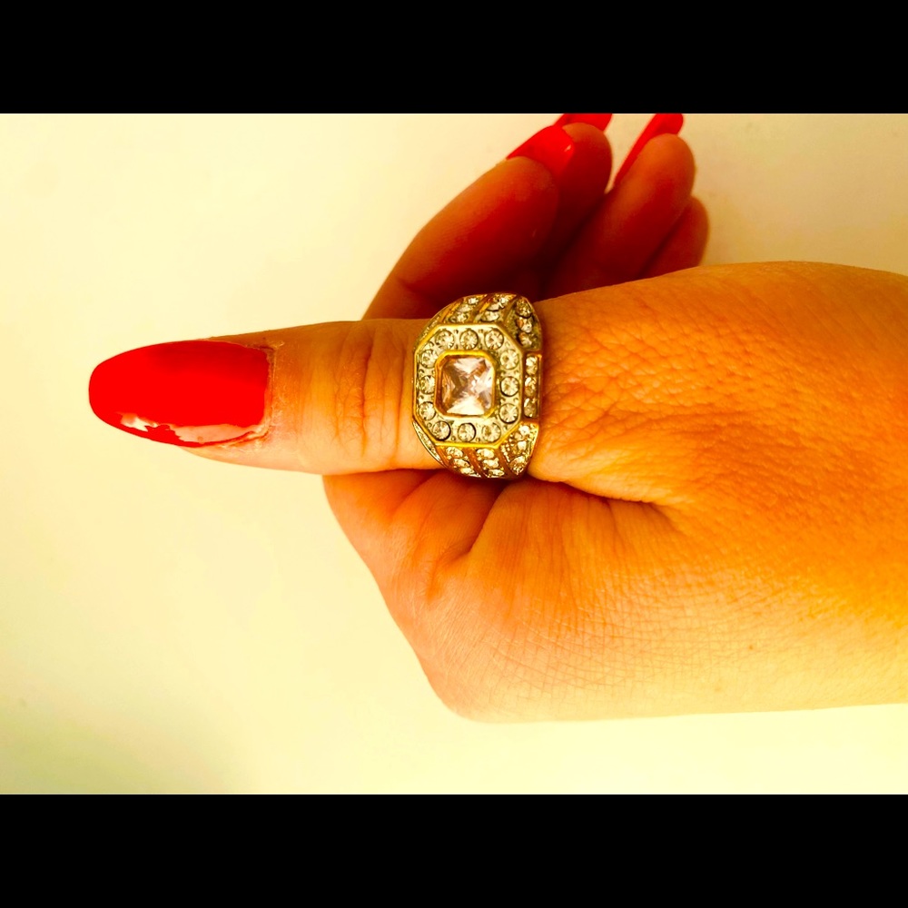 Gold Ring with Diamonds